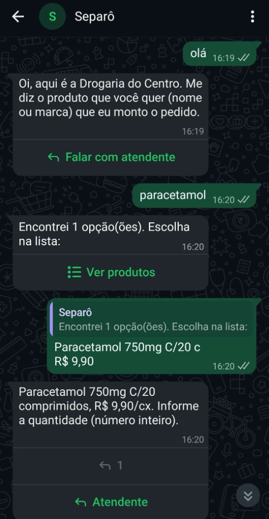 Conversa real no WhatsApp: o cliente pede paracetamol e escolhe na lista.